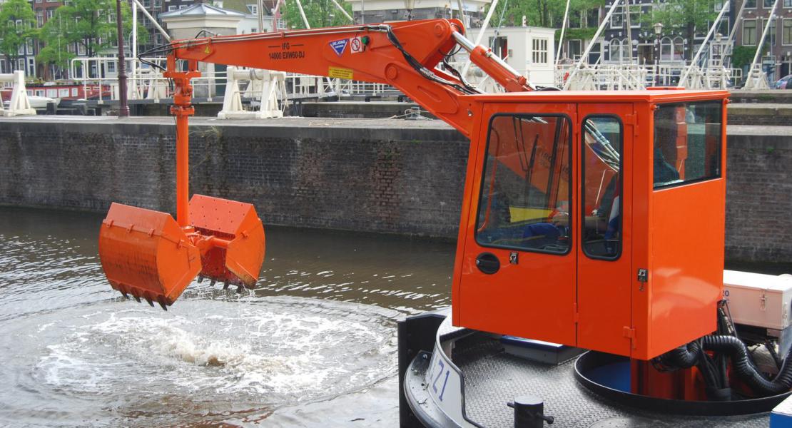 Dredging Crane